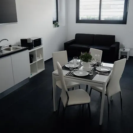Apartment Domus - Catullo - *